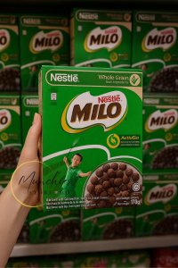 Nestlé Milo Wholegrain cereal box – nutritious chocolate breakfast