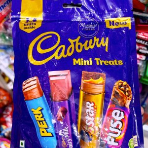 Cadbury Mini Treats assorted minis – mini chocolate bars collection