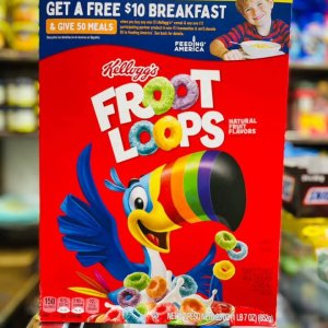 Kellogg’s Froot Loops cereal colorful fruity breakfast loops pack