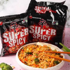 Nongshim Super Spicy Ramen Korean instant noodles spicy flavor pack
