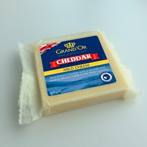 Grandor Cheddar Mild Cheese 200 gm premium cheese pack