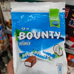 Bounty Minis 9 Pack coconut chocolate mini bars with creamy coconut filling and milk chocolate coating