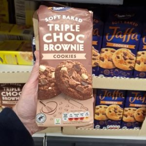 Soft Baked Triple Choc Cookies 100g imported chocolate cookies pack