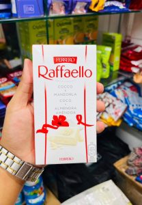Ferrero Raffaello Crema di Mandorle e Cocco White Chocolate Bar 90g