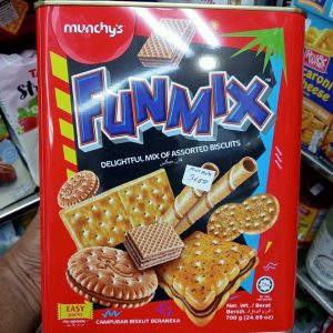 Munchys FunMix Assorted Biscuits 700g Pack
